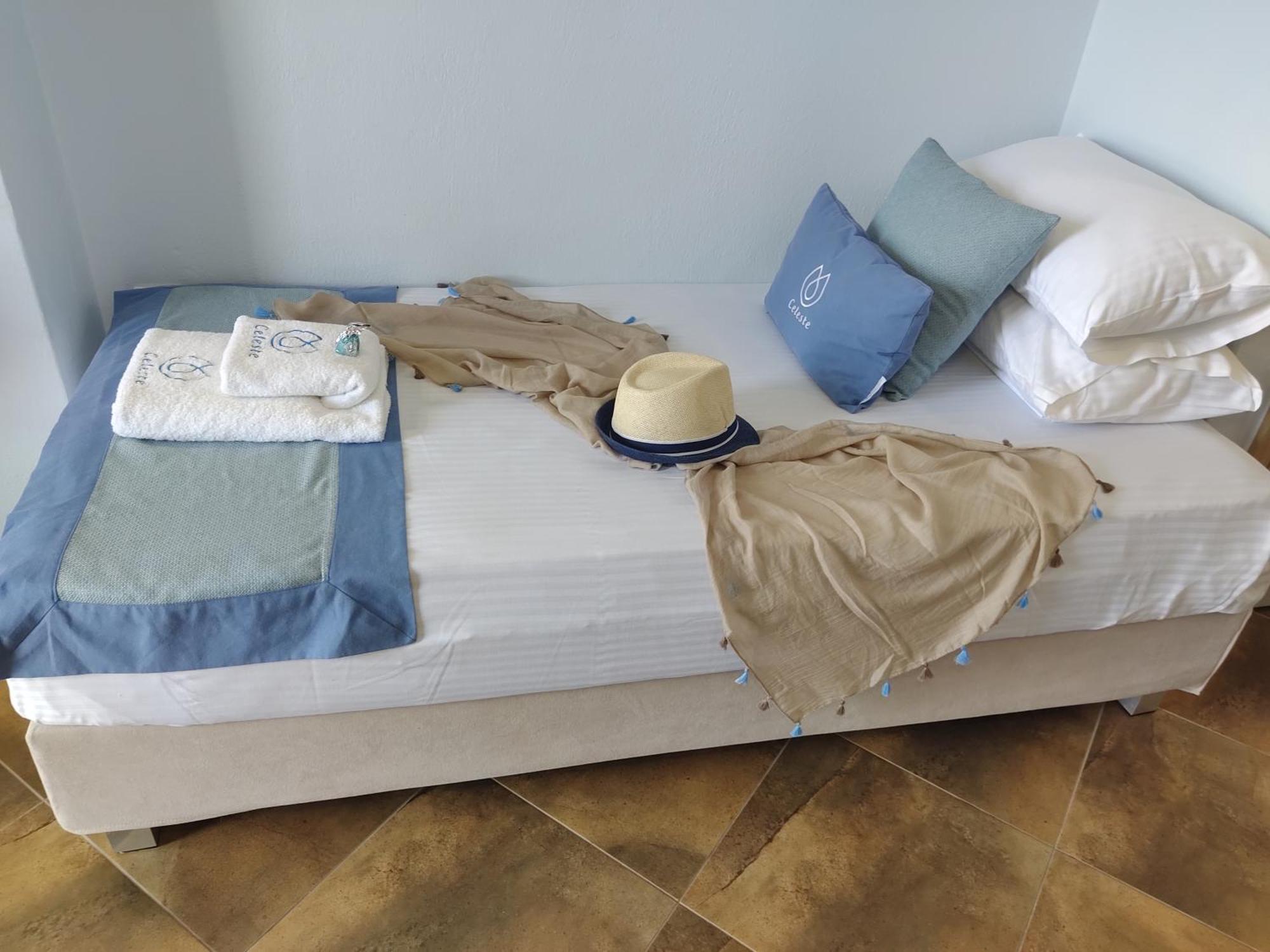 Celeste Deluxe Apartments Skala Potamia  Bilik gambar
