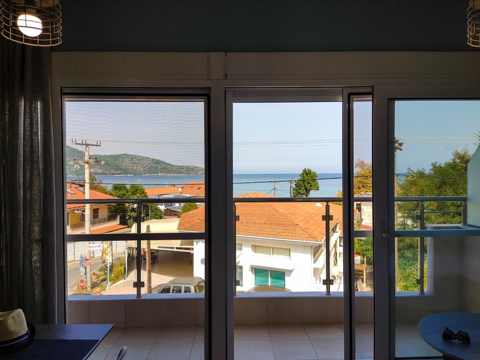 Celeste Deluxe Apartments Skala Potamia  Bilik gambar